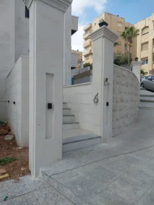 في تلاع العلي 161م وحديقة وكراج خاص