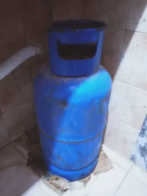 أنبوبة بتوجاز مليانة ونضيفة