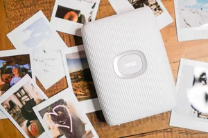 instax mini link 2 طابعه صور فورية محموله جديده