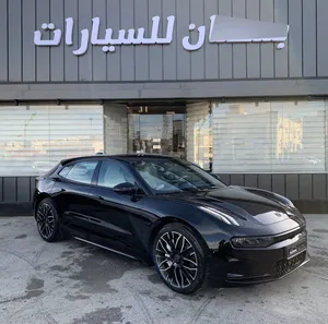 ZEEKER 001 FLAGSHIP 2024 كفالة الوكيل