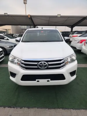Used Toyota Hilux in Sharjah