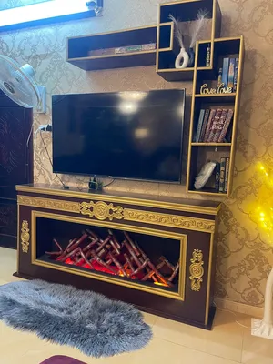 فاير بليس مضيئة بشكل ناري مع رفوف بحالة ممتازة جداً وبسعر مغري تفصيل يد وبدقة
