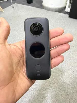 كاميرا 360 بدقة 5.7 كي مقاومة للماء انستا 360 Insta One X2