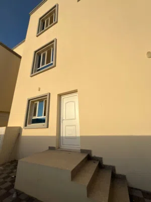 المعبيلة فيلا للبيع بسعر رائع