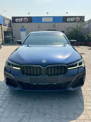 لون ازرق كت ام سبورت Bmw -2018 محول 2021 السيارة لاتحتاج الى صيانة