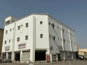 مبنى صناعي استثماري للبيع في المسفاة