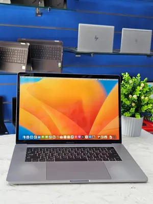 MACBOOK PRO 2017 MODEL A1707   INTEL CORE I7 PROCESSOR  16GB RAM  500GB SSD  INTEL HD GHRAPICS 2GB