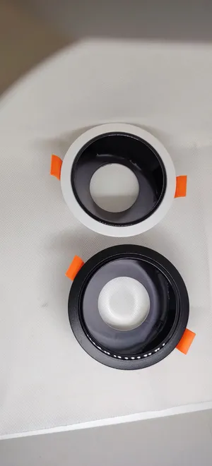 anti clear spot light