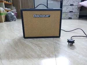 السعر 320000 blackstar debut 15e لا يوجد خدمه توصيل حالته جديد و نظيف و بدون عطل