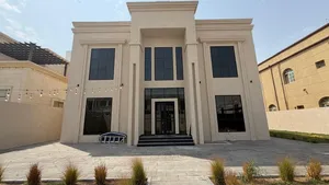 فيلا فاخرة للإيجار - موقع مميز في عجمان، الرقاب