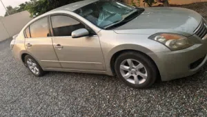 Used Nissan Altima in Al Batinah