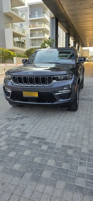 Jeep Grand Cherokee Limited Plus 2024 جيب جراند شروكي ليمتد بلس وكالة عمان– موديل 2024 بحالة الوكالة