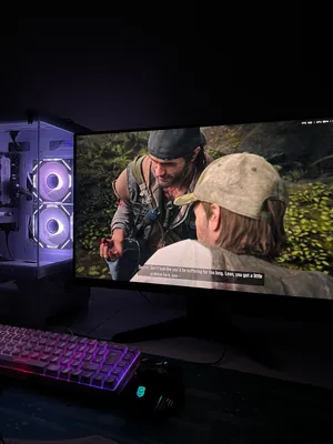 PC مستعمل قليل جداً و نظيف