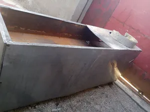 ميز الالمينوم ثقيل