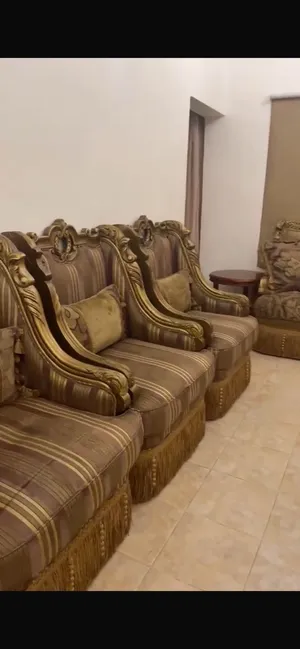 كنبات وسرير
