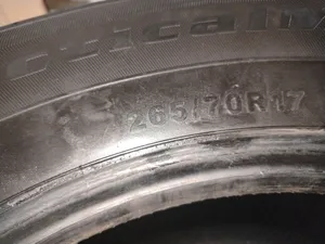 للبيع إطارات مقاس R 17/265/70