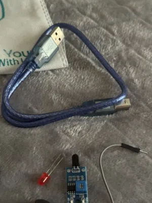 للبيع: طقم Arduino Uno للمبتدئين – بحالة ممتازة