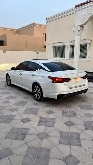 Used Nissan Altima in Abu Dhabi