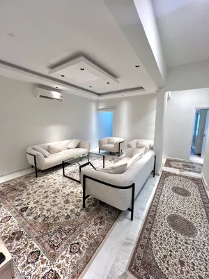 شقة مفروشة للإيجار راقيه وحديثه وبتصميم مودرن – الموالح  خلف مستشفى أزهار