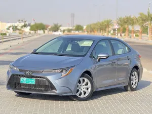 كرولا 2022 LE جدا نظيف تم عمل صيانه بالكامل