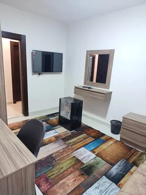 متوفر  استديو سوبر ديلوكس من المالك مباشره بشارع الجامعه الاردنيه خلف ماكدونالدز