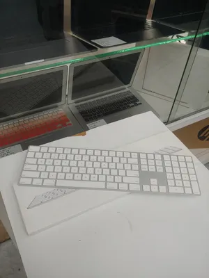 Apple Magic Keyboard With Numeric Pad لوحة مفاتيح ابل