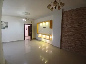 شقه فارغه للايجار الجبيهه