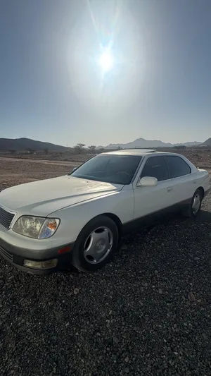 لكزس للبيع 1995