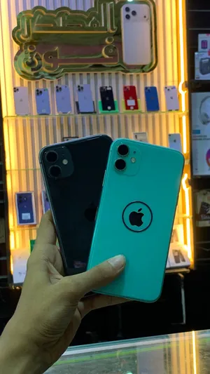 Apple iPhone 11 128 GB in Aden