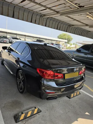 بي ام دبليو2020 550i xDrive فل اوبشن واحد على واحد نظيفة