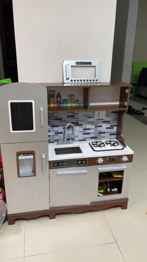 مطبخ ألعاب كبير للأطفال