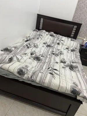 سرير نفر ونص للبيع