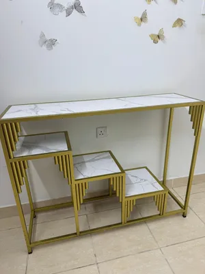 طاولة كونسول