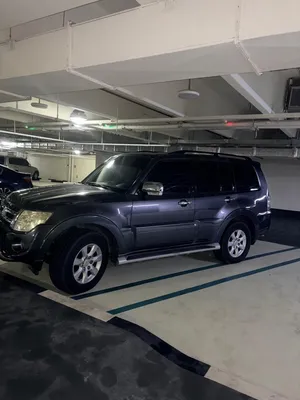 Mitsubishi Pajero 2013 with upgraded seats and screen