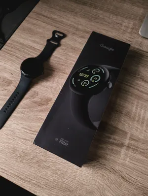 Google Pixel Watch 3 45mm LTE بحالة الوكالة