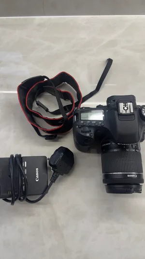 Canon EOS 80D DSLR + EF-S 18-55mm IS STM Lens - Excellent Condition