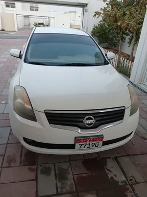 التيما 2009 نظيف ملكيه عشره أشهر مطلوب 4500