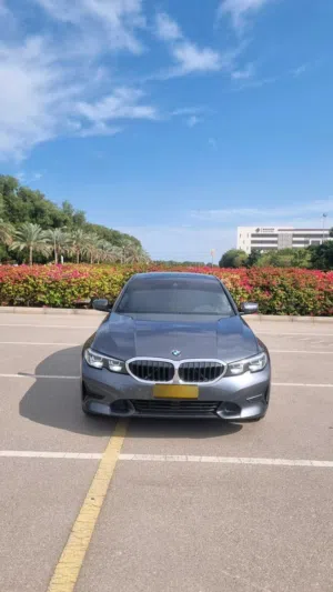 بسعر جداً مناسب BMW 330i 2020