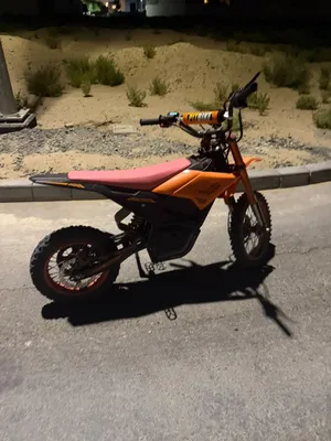 سكوتر دراجه من شركه aster قابل للتفاوض   E-scooter from Aster; price negotiable.