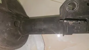 للبيع جانبينات مع السبرنجات وكراسي الجانبين هاف كت وكاله للكامري من 1997 الى 2006