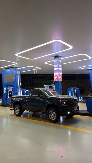 Used Chevrolet Silverado in Abu Dhabi