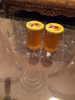 للبيع عسل طبيعي خالص 100%