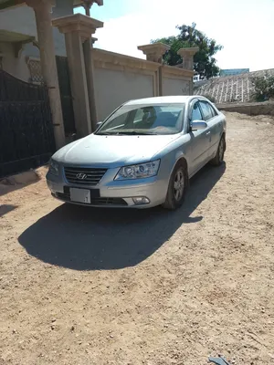 سيارة سوناتا 2009 للبيع او افاري ...