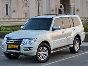 mitsubishi pajero 2020 full option