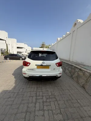 Nissan Pathfinder 2019 model with full option and insured value of 7145/-