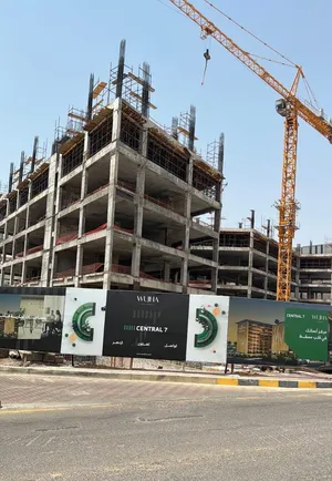 استثمر في مستقبل مسقط • مكتب تجاري بالتملك الحر • إقامة عائلية دائمة