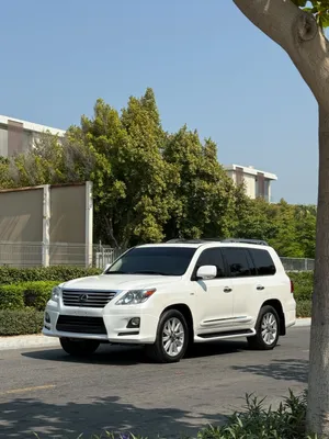 Used Lexus LX in Ajman