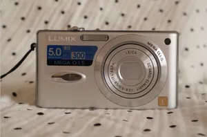 Panasonic Lumix DMC-FX8 5MP Digital Camera in silver