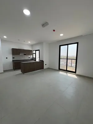 تدور سكن راقي بالعذي تدور سكن راقي بالعذيبة؟ شوف هالشقة الدوبلكس بإطلالة على شارع السلطان قابوس