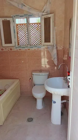 استيديو للاجار